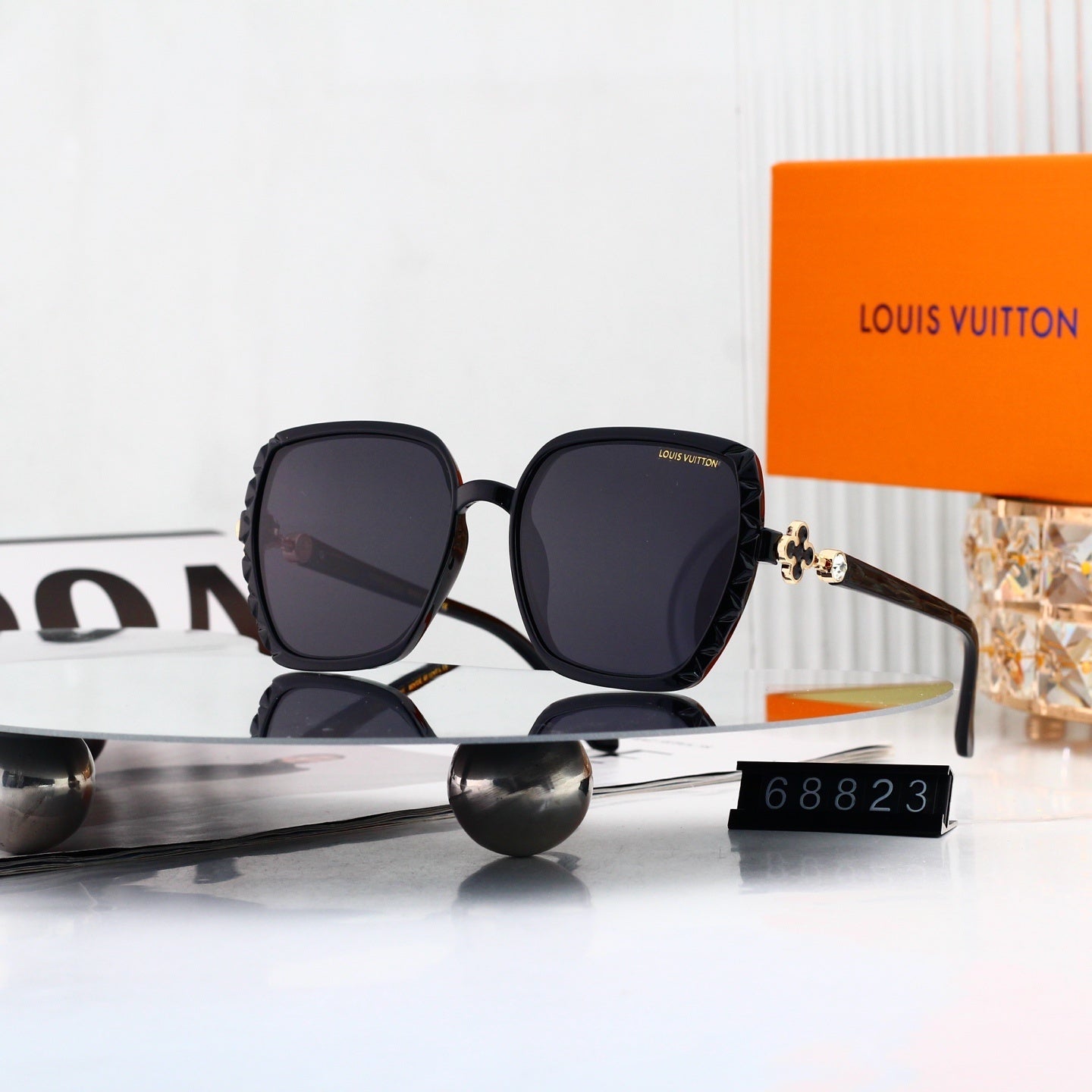 Louis vuitton Vintage Oversized Fashion Sunglasses in Multiple Colors 68823 Mixed